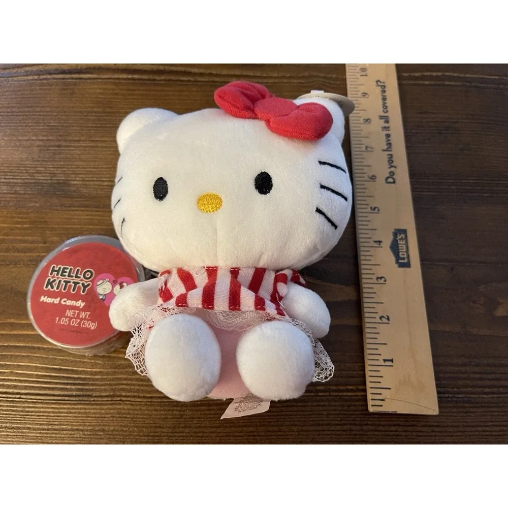 Hello Kitty Dear Daniel 2015 Sanrio Plush w/Tags and Hard Candy Container